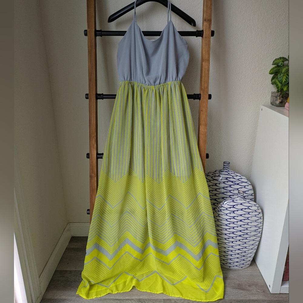 FreeBird Women's Maxi Dress with Chevron Pattern Print - Est. Size S